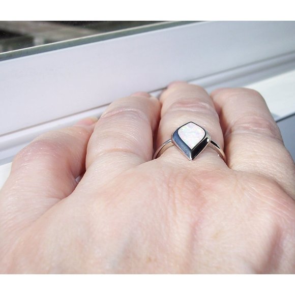 925 STERLING SILVER Lab Created Mystic Shape White Opal Ring - Picture 4 of 16